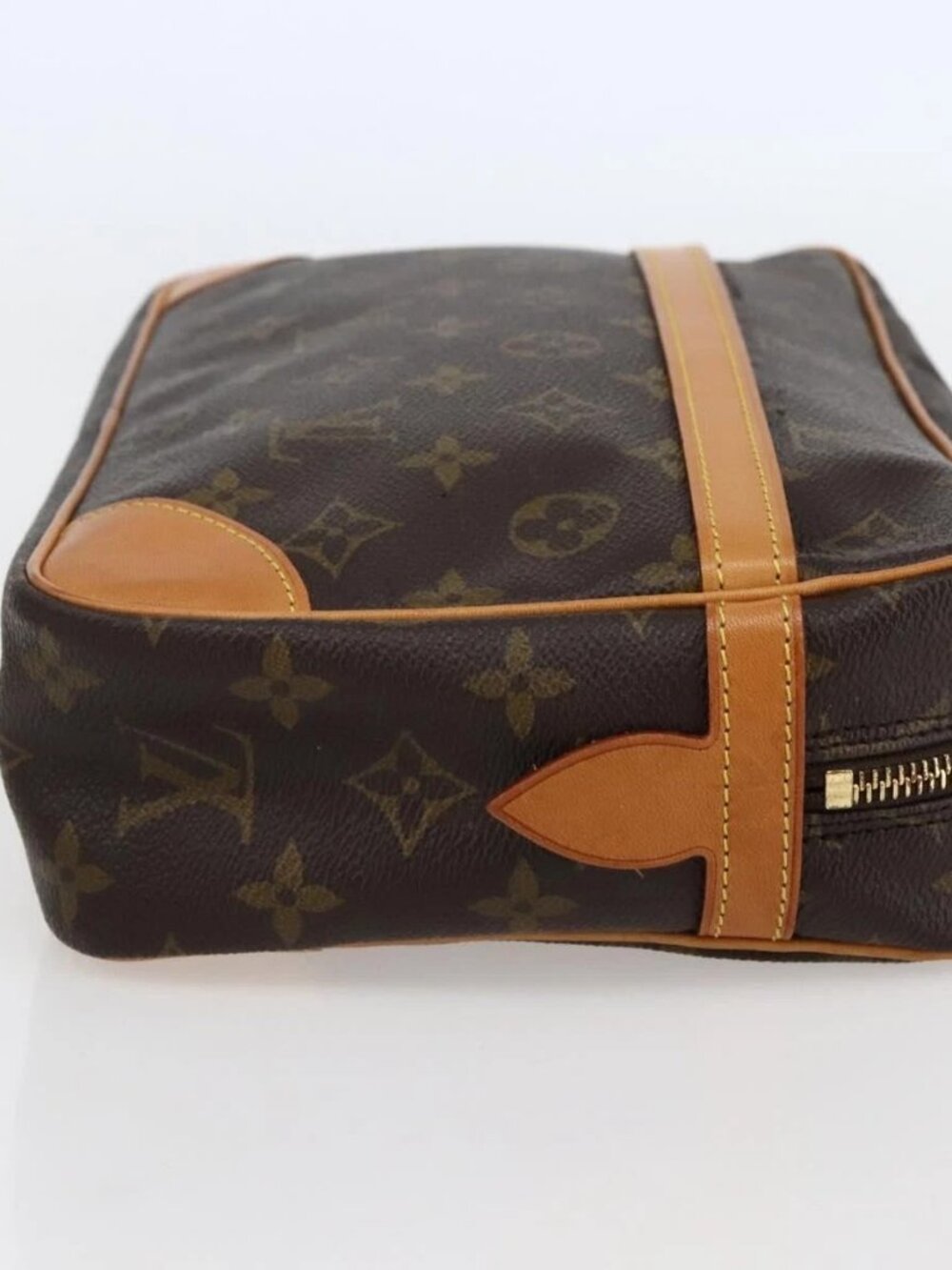 LOUIS VUITTON Monogram Compiegne 28 Clutch Bag - Picture 7 of 16